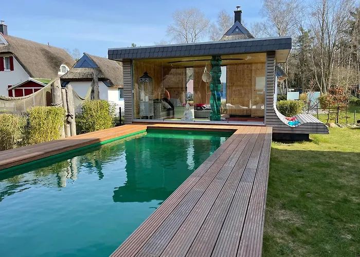 Traum Reethaus Am &ndash Mit Pool, Sauna & Yoga 펜션 글로페